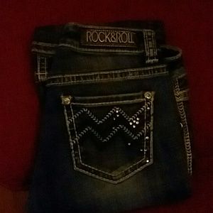 Rock and roll cowgirl, blue jeans